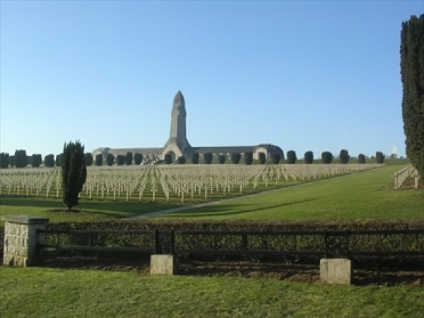 Douamont.oorlogsmonument